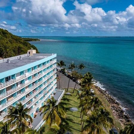 Beautiful Ocean Blue Love Oceanfront Apartment Fajardo Exterior photo