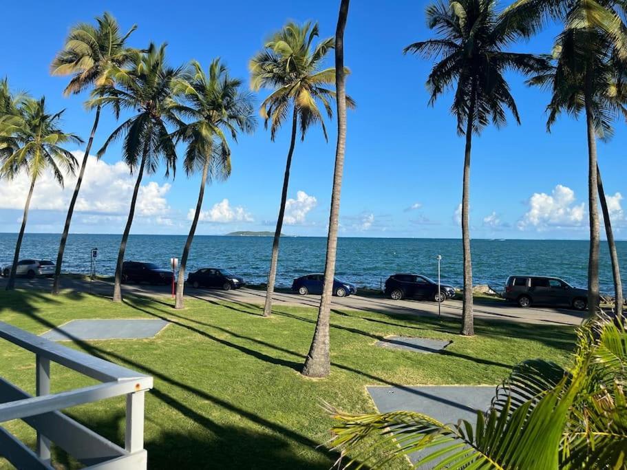 Beautiful Ocean Blue Love Oceanfront Apartment Fajardo Exterior photo